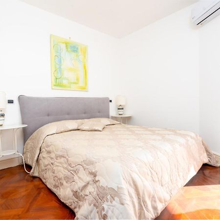 Perla Marina Sea View Apartment CTA Eksteriør bilde