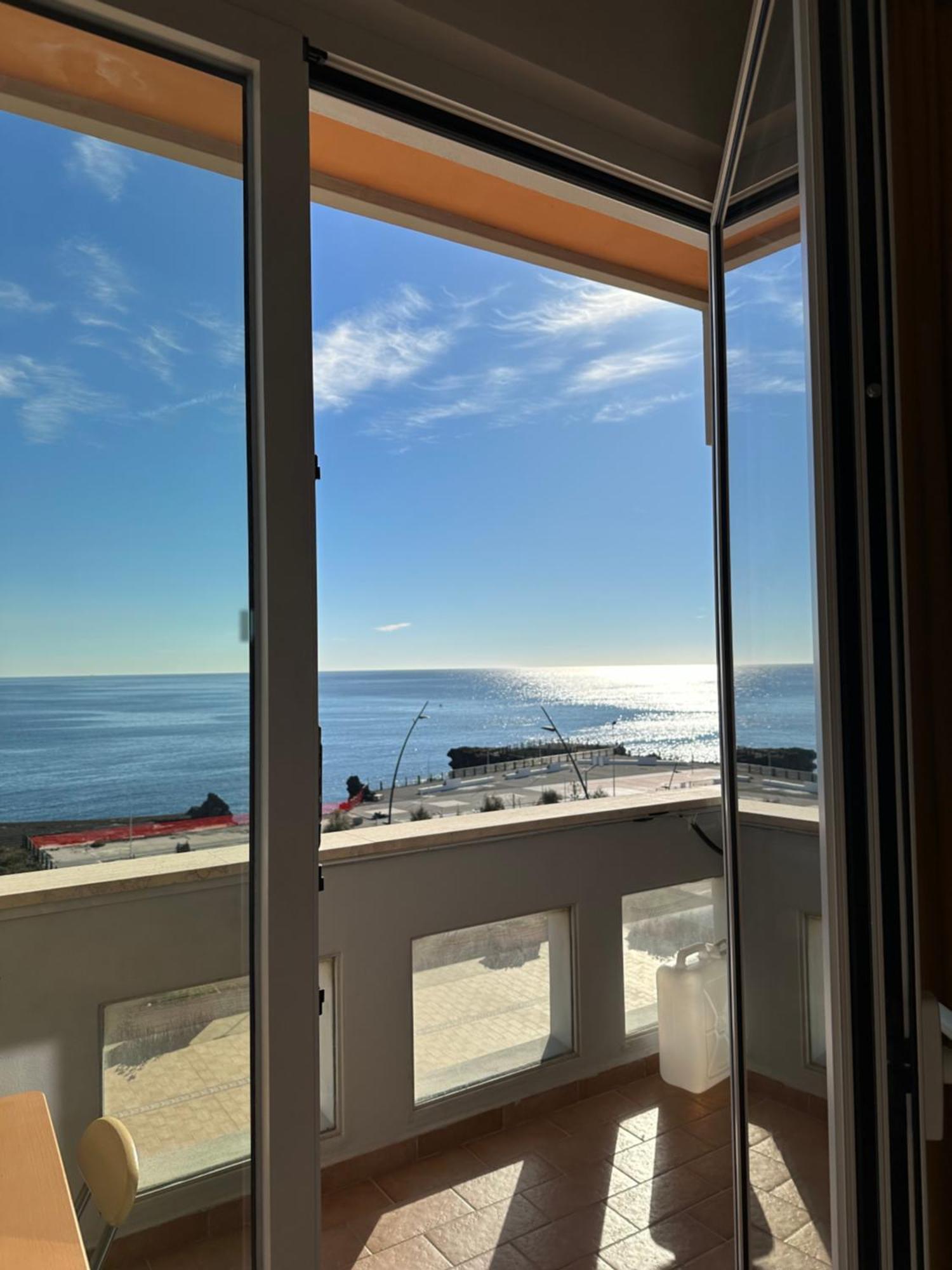 Perla Marina Sea View Apartment CTA Eksteriør bilde