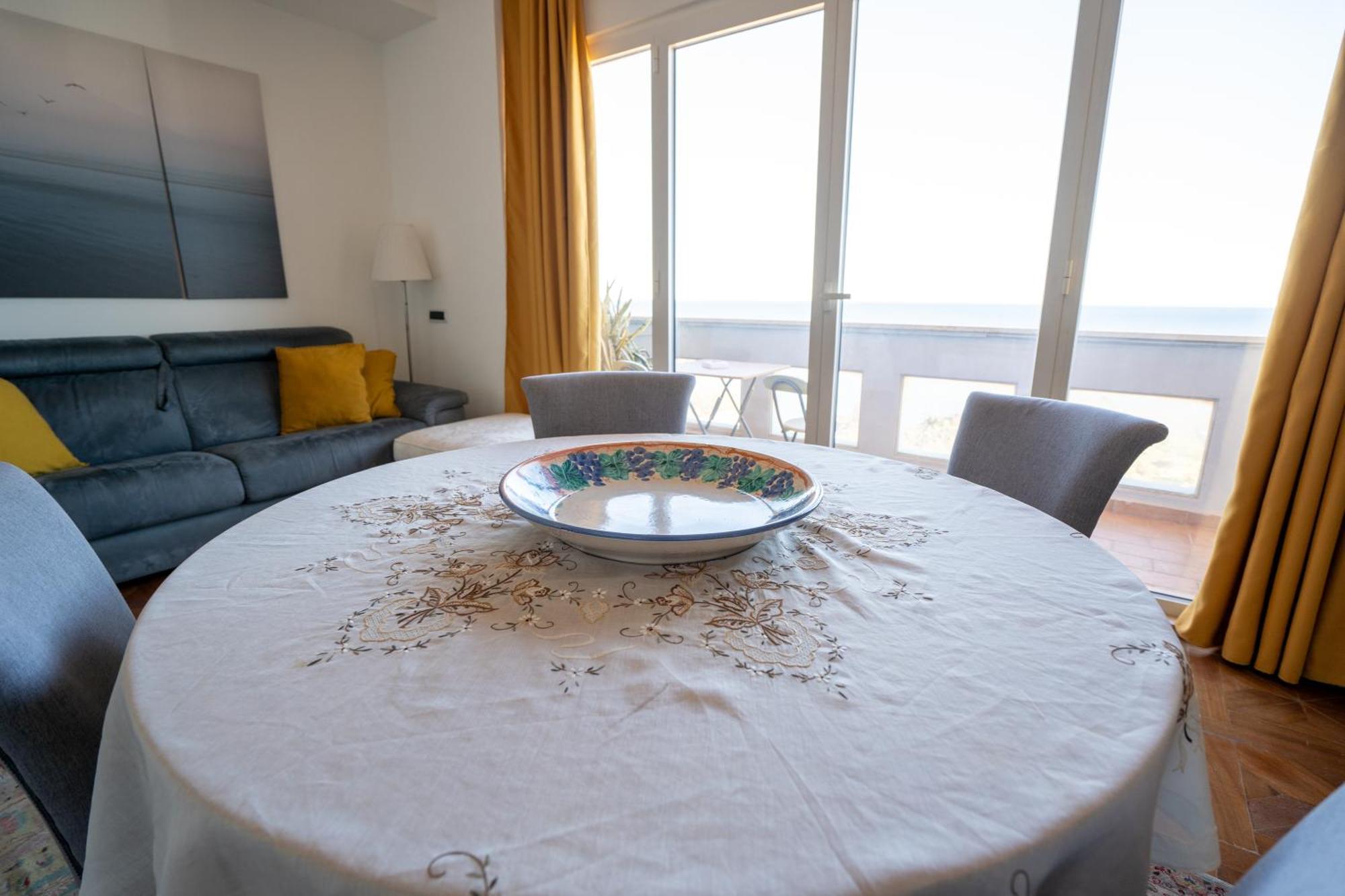 Perla Marina Sea View Apartment CTA Eksteriør bilde