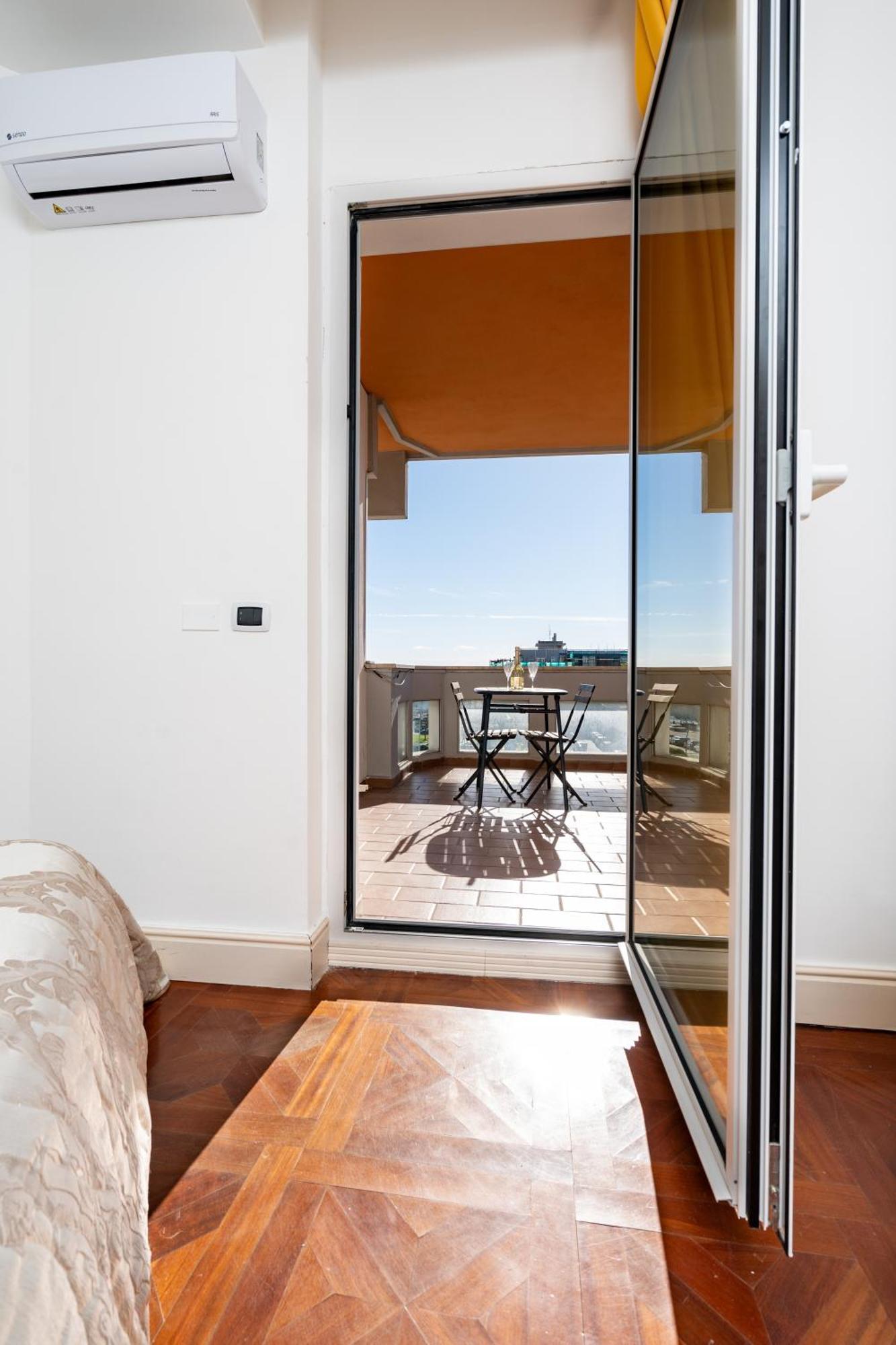 Perla Marina Sea View Apartment CTA Eksteriør bilde
